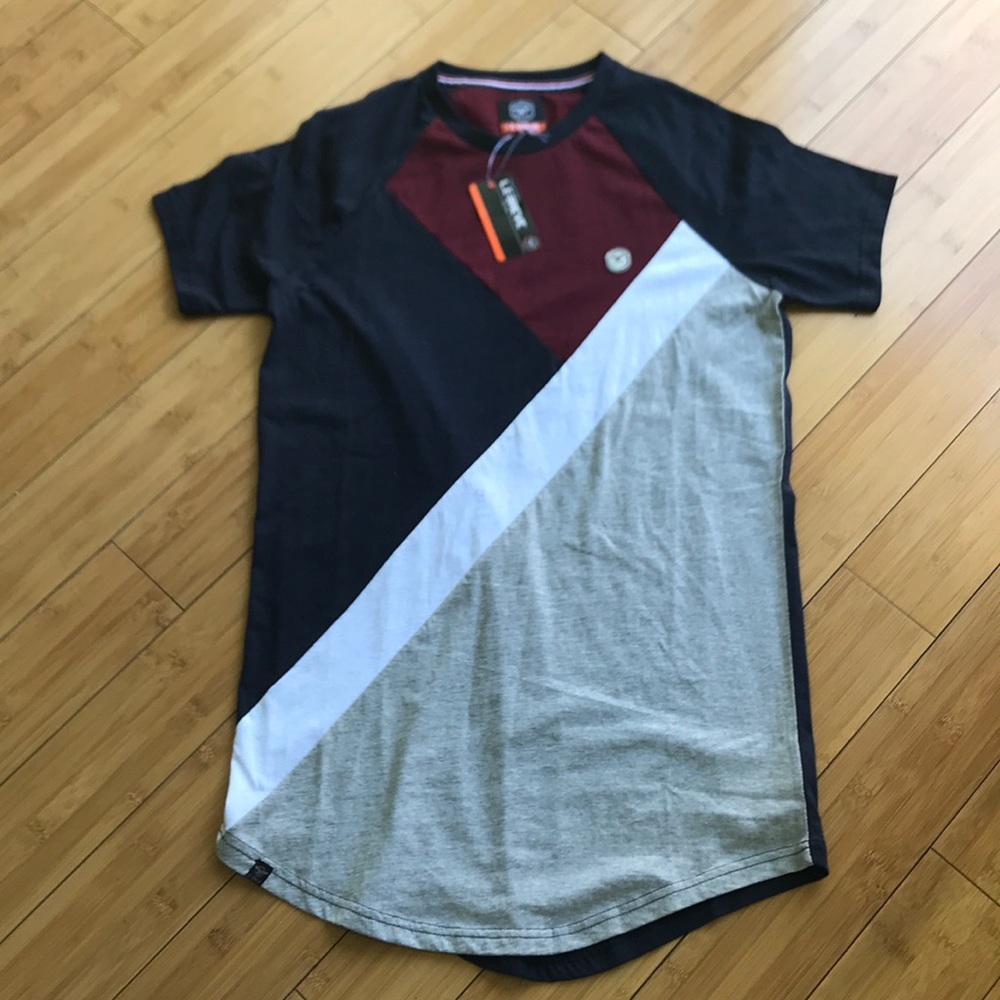 💚 2/$14 💚 Le Breve Men T-shirt